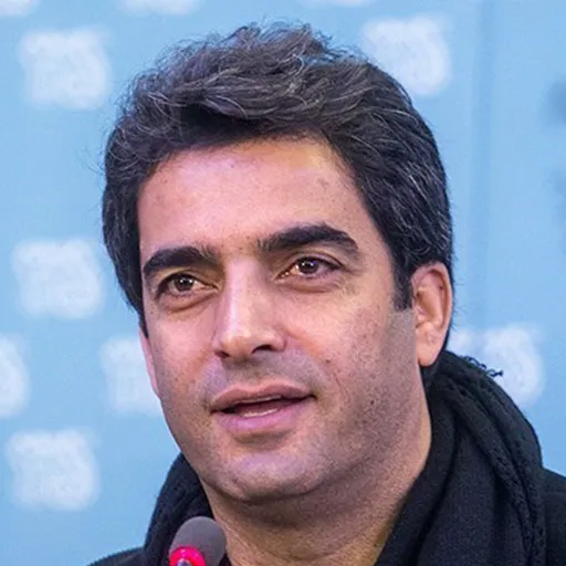 منوچهر هادی