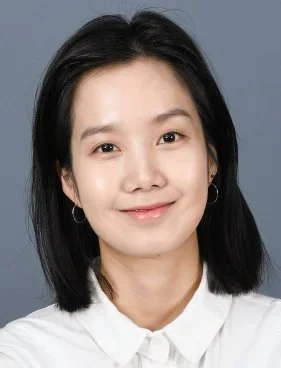 Kim Shi Eun